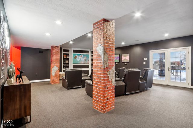 5784 N 600 E, Greenfield, IN 46140