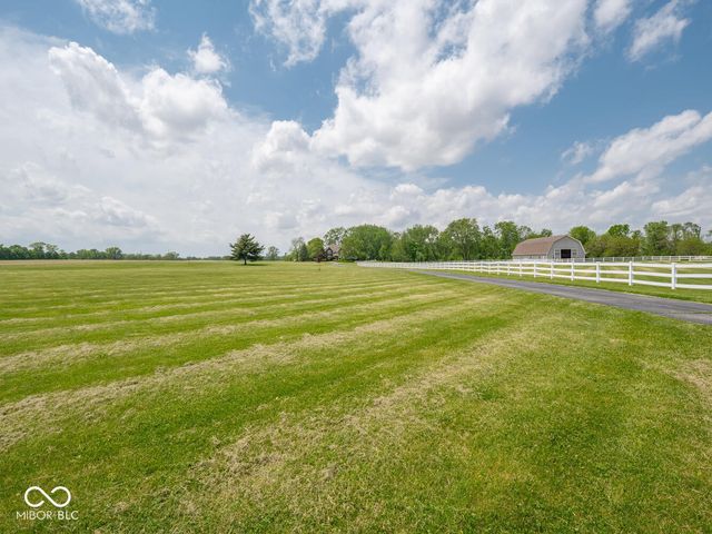 5784 N 600 E, Greenfield, IN 46140