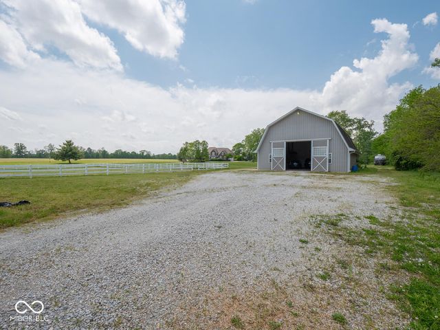 5784 N 600 E, Greenfield, IN 46140