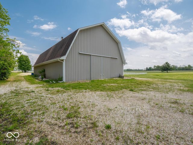 5784 N 600 E, Greenfield, IN 46140