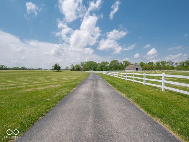 5784 N 600 E, Greenfield, IN 46140