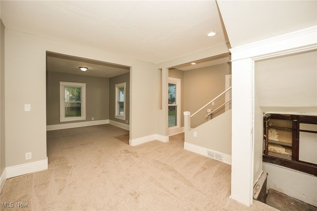 2104 11th Street, Akron, OH 44314