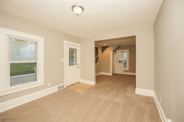 2104 11th Street, Akron, OH 44314