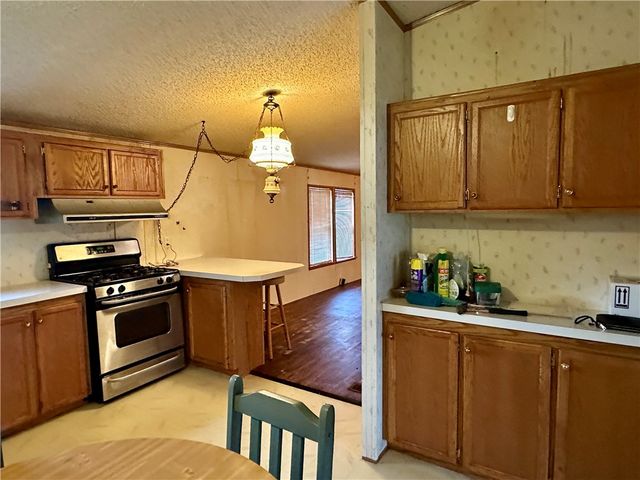 7 Royal Avenue, Bradford Town, PA 16701