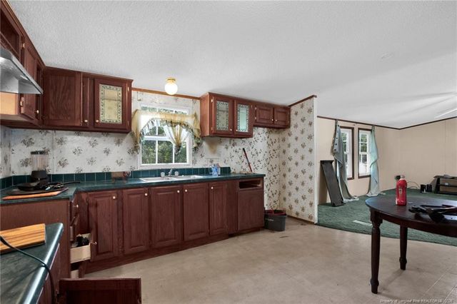 4705 Hickory Ridge, Parkton, NC 28371
