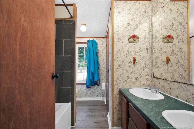 4705 Hickory Ridge, Parkton, NC 28371