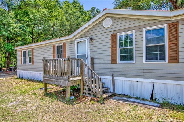 4705 Hickory Ridge, Parkton, NC 28371
