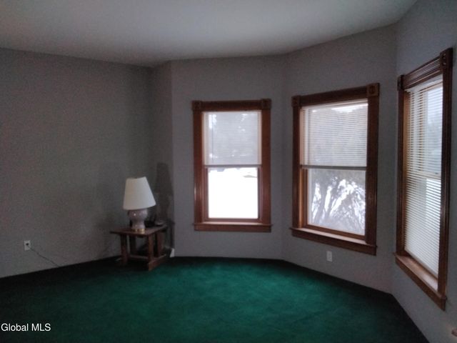 25 Ridge Drive, Troy, NY 12180