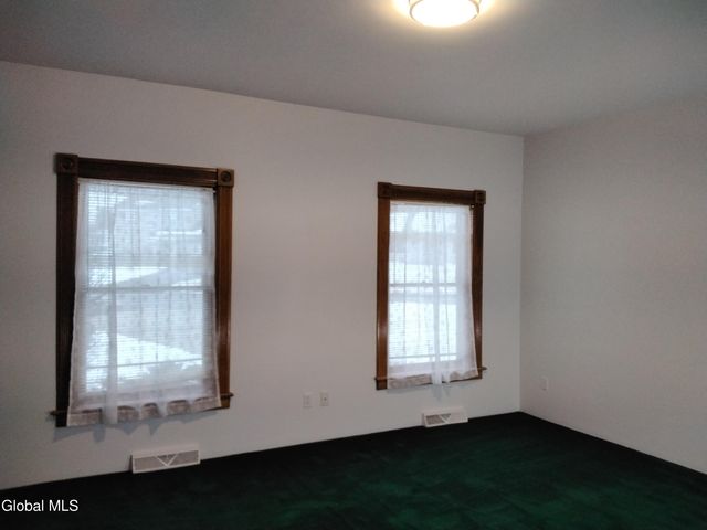 25 Ridge Drive, Troy, NY 12180