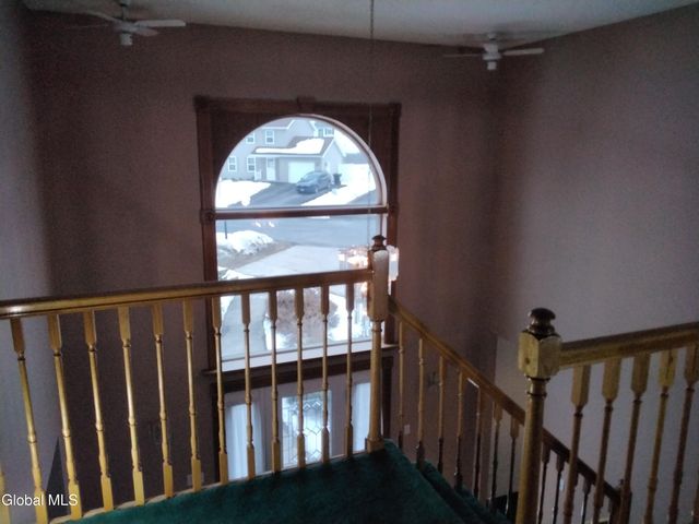 25 Ridge Drive, Troy, NY 12180