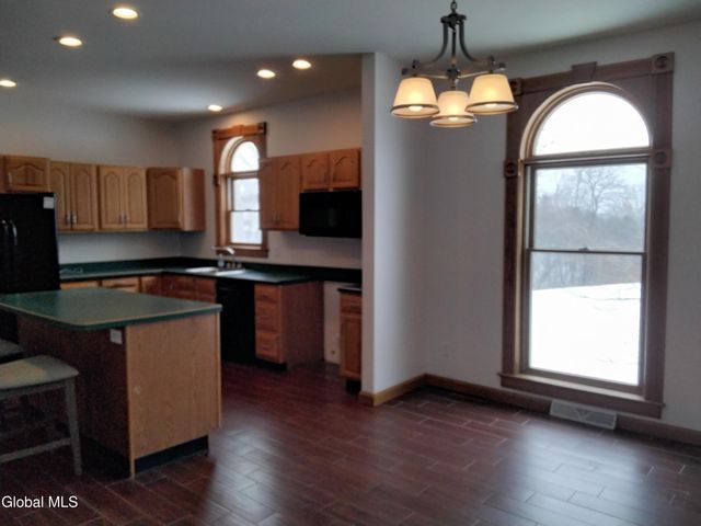 25 Ridge Drive, Troy, NY 12180