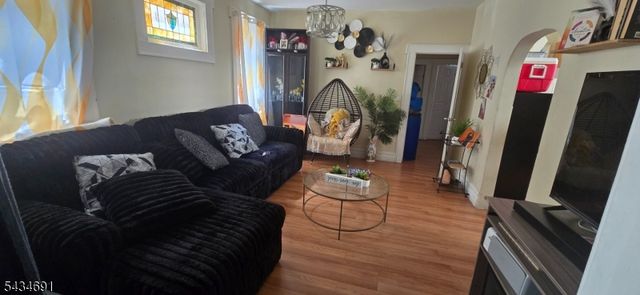93 Lincoln Pl, Irvington Twp., NJ 07111