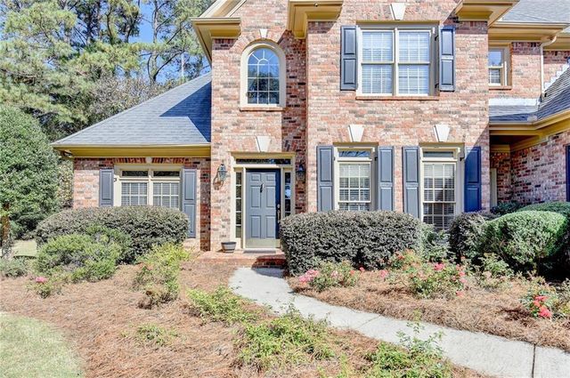 355 Laurel Oak Drive, Suwanee, GA 30024