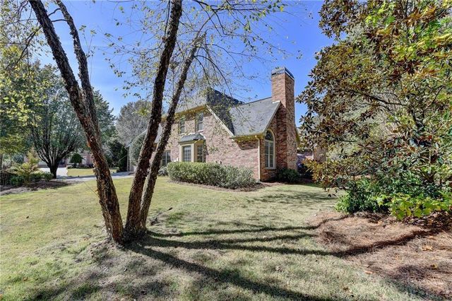 355 Laurel Oak Drive, Suwanee, GA 30024