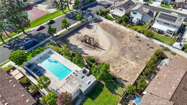 313 S Belmont Lane, Placentia, CA 92870