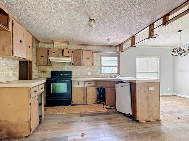 1210 PINEBEND DRIVE, Lakeland, FL 33809