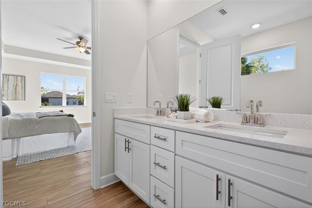 1625 SW 15th PL, Cape Coral, FL 33991