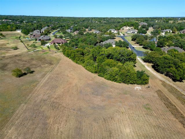 4401 La Cantera Court, Fort Worth, TX 76108