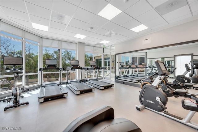 6585 Nicholas BLVD 1903, Naples, FL 34108