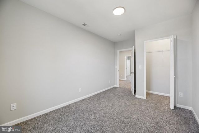 329 E UNIVERSITY PKWY, Baltimore, MD 21218