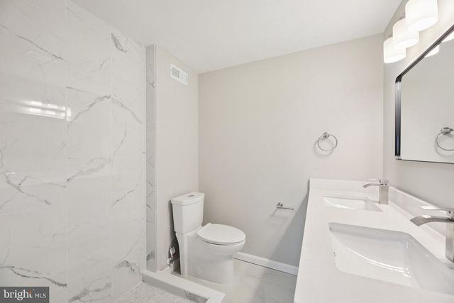 329 E UNIVERSITY PKWY, Baltimore, MD 21218