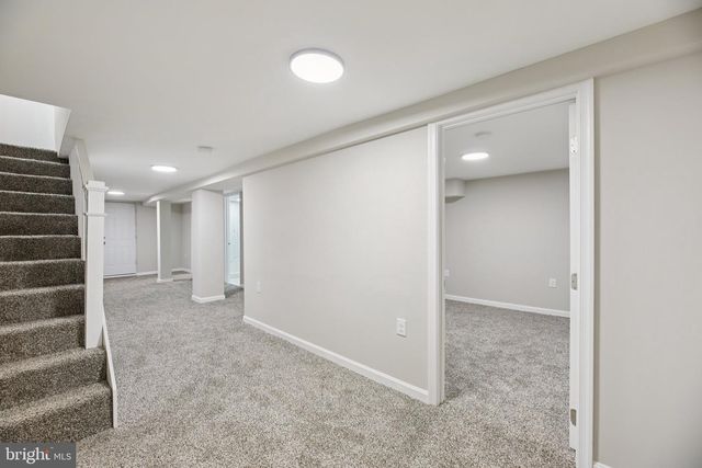 329 E UNIVERSITY PKWY, Baltimore, MD 21218