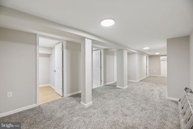 329 E UNIVERSITY PKWY, Baltimore, MD 21218