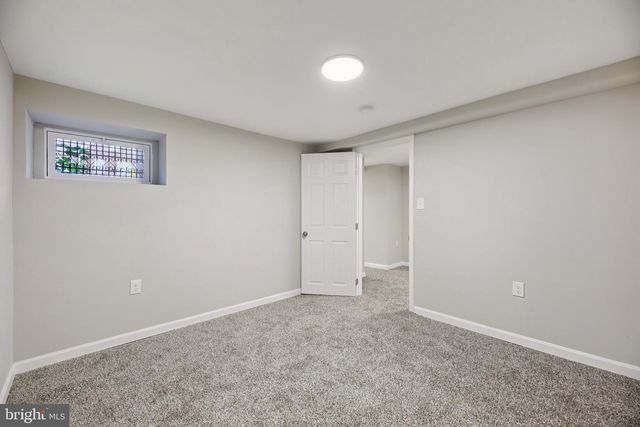 329 E UNIVERSITY PKWY, Baltimore, MD 21218