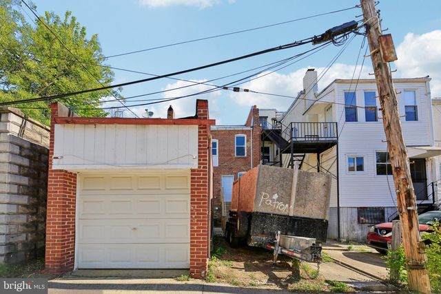 329 E UNIVERSITY PKWY, Baltimore, MD 21218