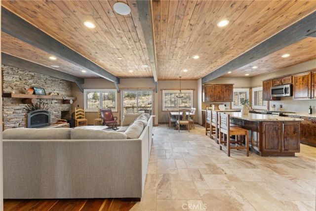 1985 Golden Rod Avenue, Big Bear City, CA 92314