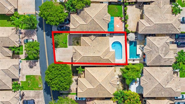 11032 NW 48th Ln, Doral, FL 33178