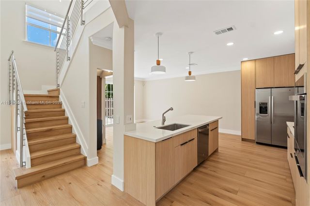 11032 NW 48th Ln, Doral, FL 33178