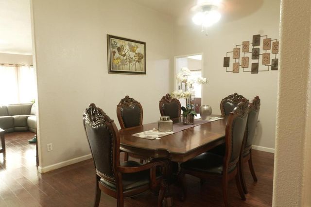 2108 N Apple Avenue, Rialto, CA 92377