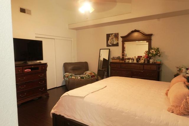 2108 N Apple Avenue, Rialto, CA 92377