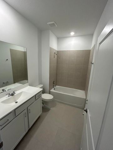 1769 SE Crosswood Way, Port St. Lucie, Port St Lucie, FL 34984