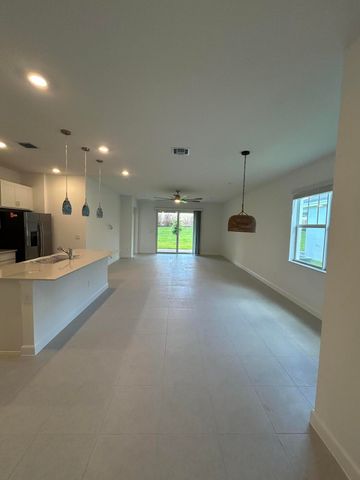 1769 SE Crosswood Way, Port St. Lucie, Port St Lucie, FL 34984