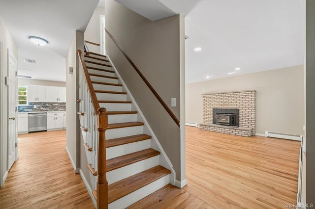 34 Fire Tower Road, Bloomingburg, NY 12721