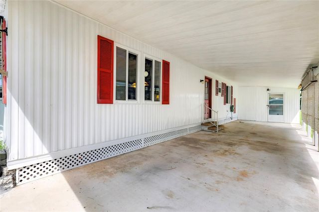 210 PALM MEADOWS DR, Eustis, FL 32726