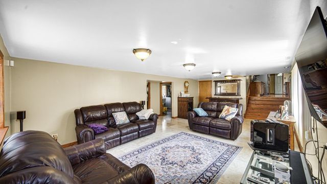 17106 Ingleside Avenue, South Holland, IL 60473