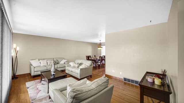 17106 Ingleside Avenue, South Holland, IL 60473