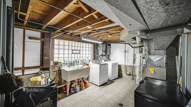 17106 Ingleside Avenue, South Holland, IL 60473