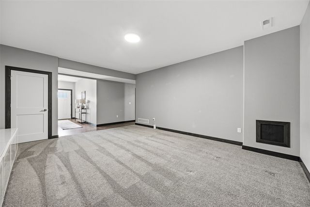 2877 Blue Sage Drive A, Coralville, IA 52241