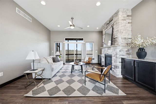 2877 Blue Sage Drive A, Coralville, IA 52241