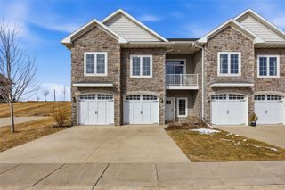 2877 Blue Sage Drive A, Coralville, IA 52241