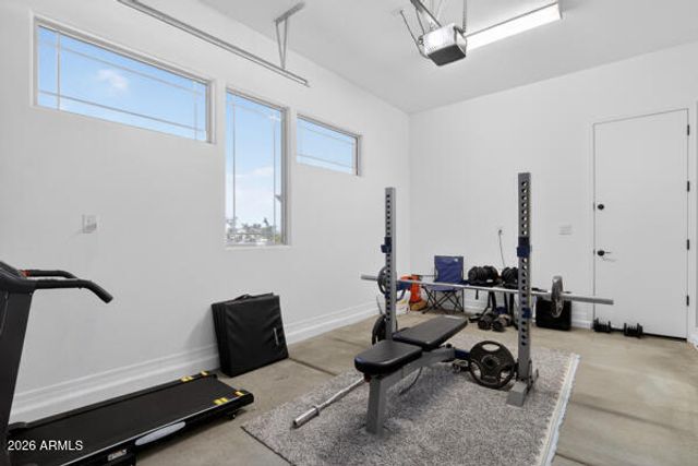 8804 W VERMONT Avenue, Glendale, AZ 85305