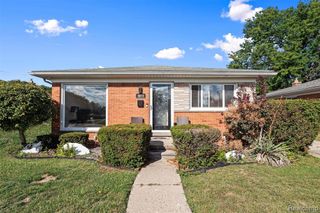 8873 Wormer, Redford, MI 48239