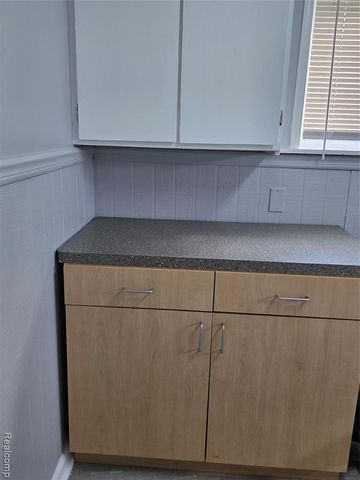 30555 Brush Street, Madison Heights, MI 48071