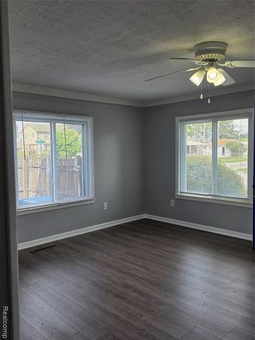 30555 Brush Street, Madison Heights, MI 48071