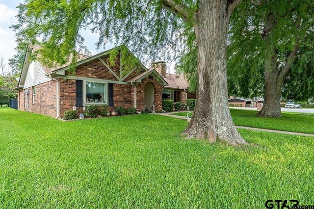 126 Fairway Dr, Bullard, TX 75757