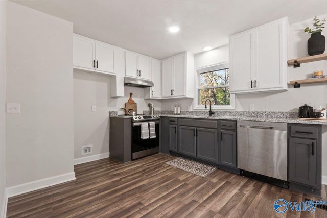 2424 Larkwood Circle NW, Huntsville, AL 35810